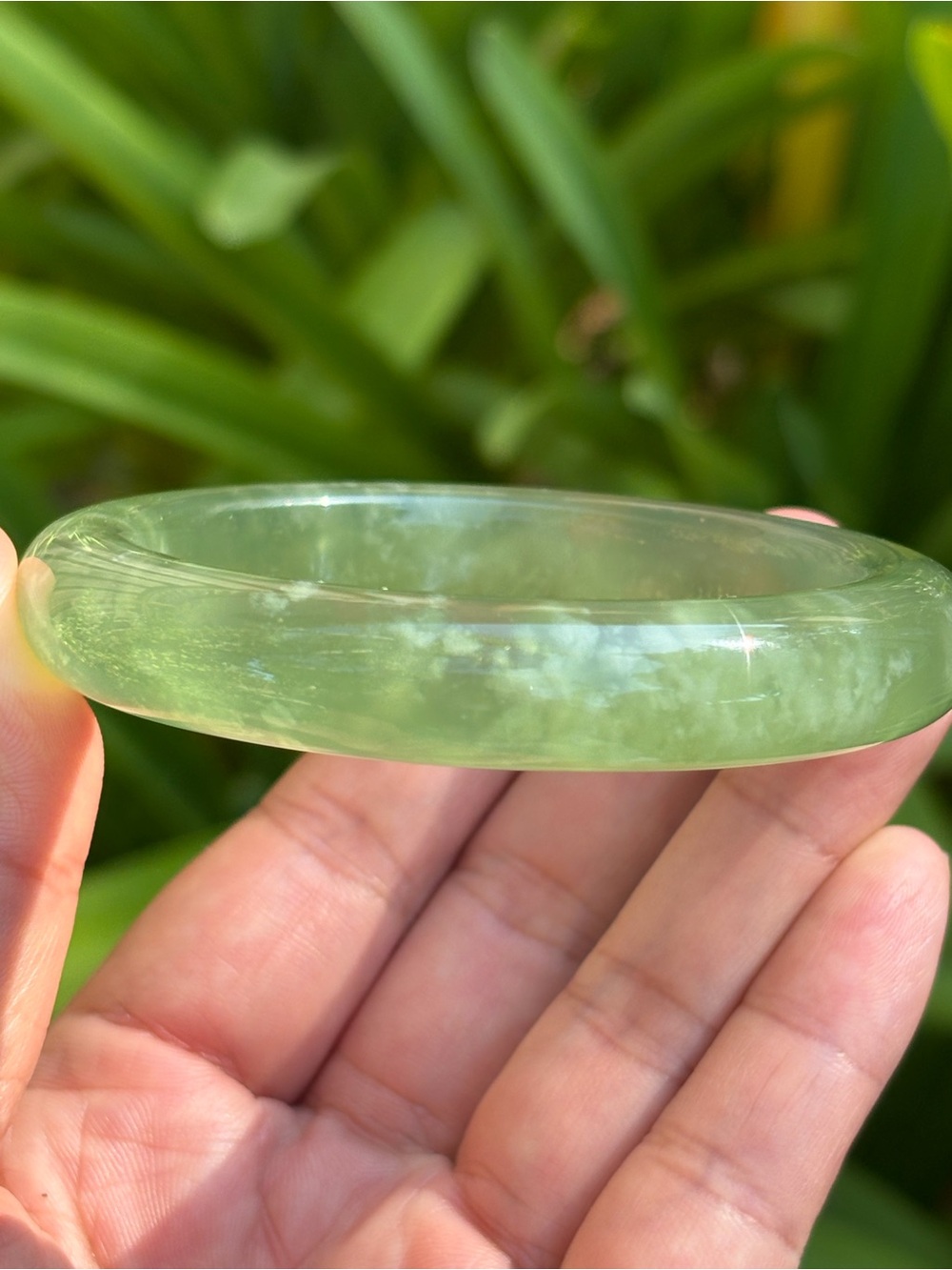 59mm Inner Diameter Translucent Green Xiuyu Jade Bangle 2566 - Picture 2 of 8